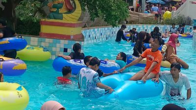 Jelang Penghujung Tahun, Palm Bay Waterpark  Kalideres Ramai Pengunjung