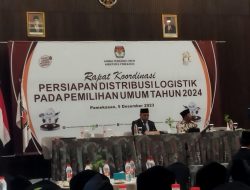 KPU Pamekasan Lantik PAW PPK Kecamatan Kadur, Sekaligus Gelar Rapat Koordinasi Pendistribusian Logistik Pemilu 2024