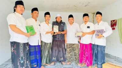 Persatuan Jurnalis Sampang Serahkan Bantuan Al-Qur’an Untuk Yayasan di Dua Kecamatan