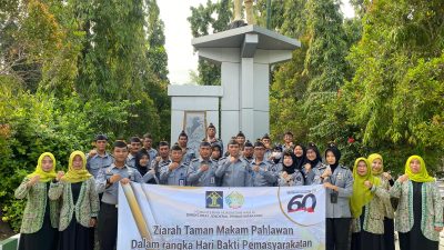 Peringati HBP ke-60, Lapas Bojonegoro Bersama Ibu-ibu Dharma Wanita Lakukan Ziarah ke Makam Pahlawan dan Upacara Tabur Bunga