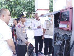 Polres Situbondo Sidak SPBU, Pastikan Stok dan Takaran Jelang Idul Fitri 1445 H Aman