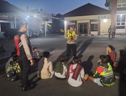 Polisi Berikan Pembinaan Kepada Para Remaja Yang Terjaring Balap Liar