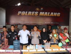 Polisi Bongkar Pabrik Miras Rumahan di Malang, Sekali Produksi Bisa Capai 250 liter Arak