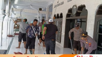 Jelang HUT ke-3 Tahun, AWAS Giat Bersihkan Masjid AR-ROHMAH Desa Pangongsean