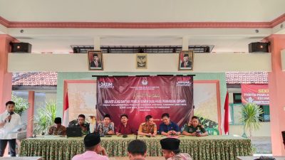 Rapat Pleno Terbuka DPSHP, PPK dan PPS se-Kecamatan Pasean berlangsung Alot