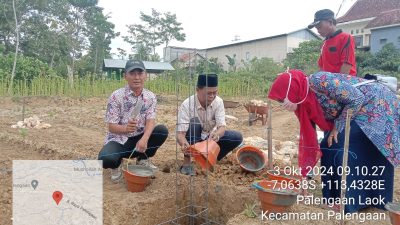 Anggota DPRD Pamekasan Gelar Groundbreaking TKs Pertiwi Dharma Wanita Palengaan