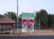 Sadis…., Diduga Takut Kalah, Banner BERBAKTI Di Kecamatan Pasean Dirobek Pakai Celurit Oleh Oknom 