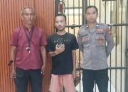 Kuli Bangunan  Lagi Asik Main Judi Online di Area Smoking Room, Diamankan Polsek Asemrowo