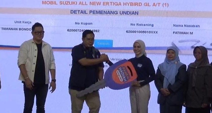 Semarak PHS BRI Branch Office Bondowoso Mobil Diraih Nasabah Asal Tamanan