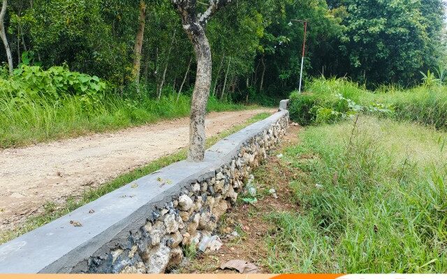 Tak Transparan, Proyek Plengsengan BK Pemprov Jatim di Desa Buker Sampang Berpotensi Terjadinya Penyimpangan