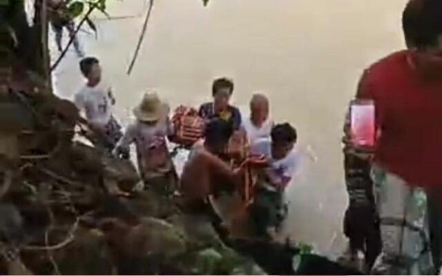 Dua Bersaudara Terhanyut Banjir Asal Pagantenan Pamekasan, Berhasil Ditemukan