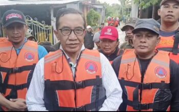 Pemkab Kabupaten Pamekasan Turun Langsung Mengunjungi Warga Terdampak Banjir